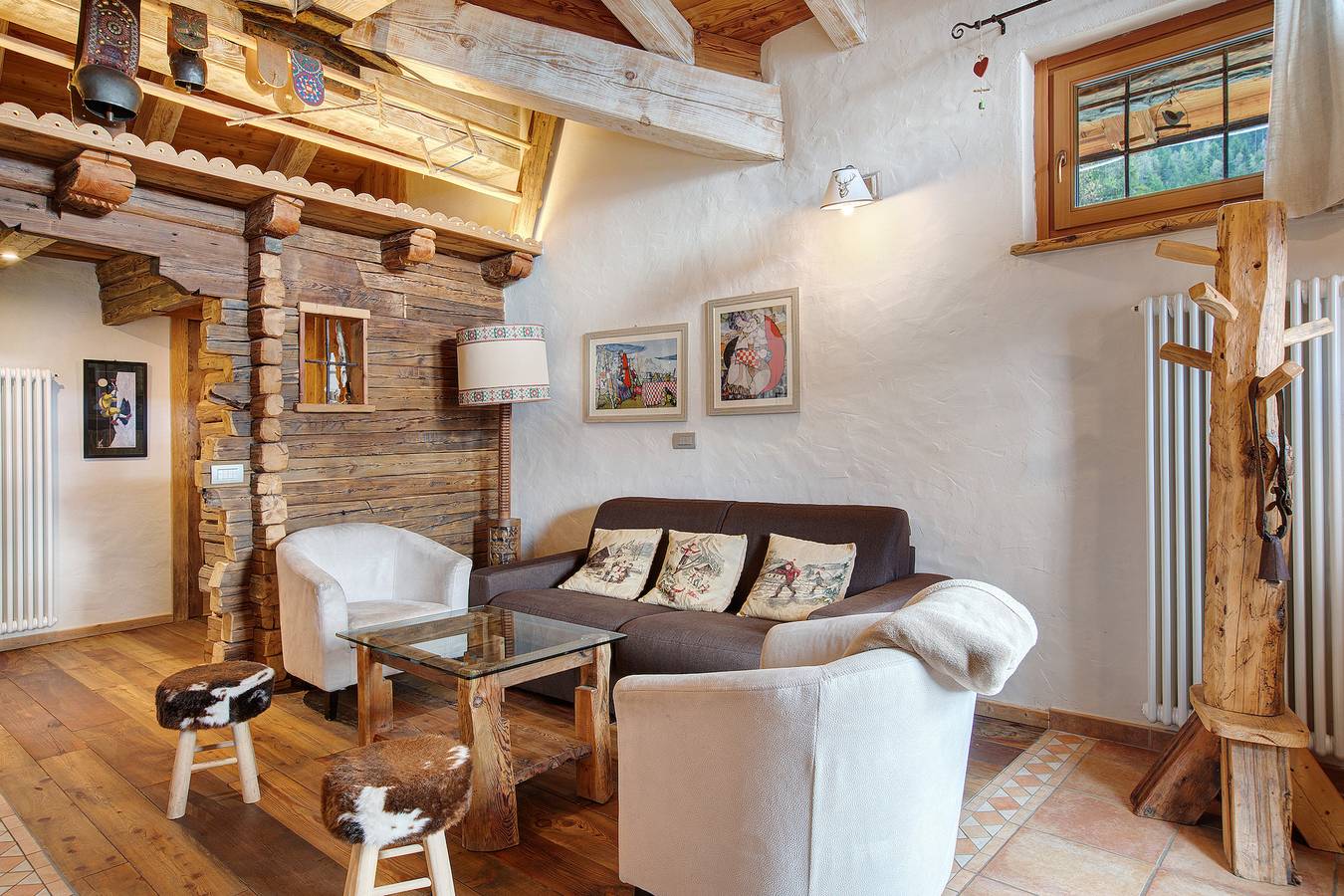 Ganze Wohnung, Ferienwohnung 'La Ponteille' mit gemeinsamer Terrasse, gemeinsamem Garten und Wlan in Peroulaz, Comune di Charvensod