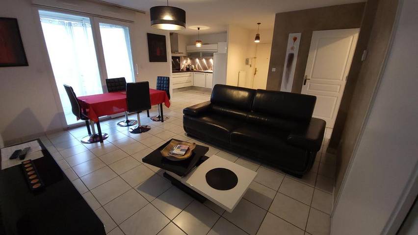 Appartement de vacances pour 4 personnes, avec Balcon ainsi que Terrasse et Vue