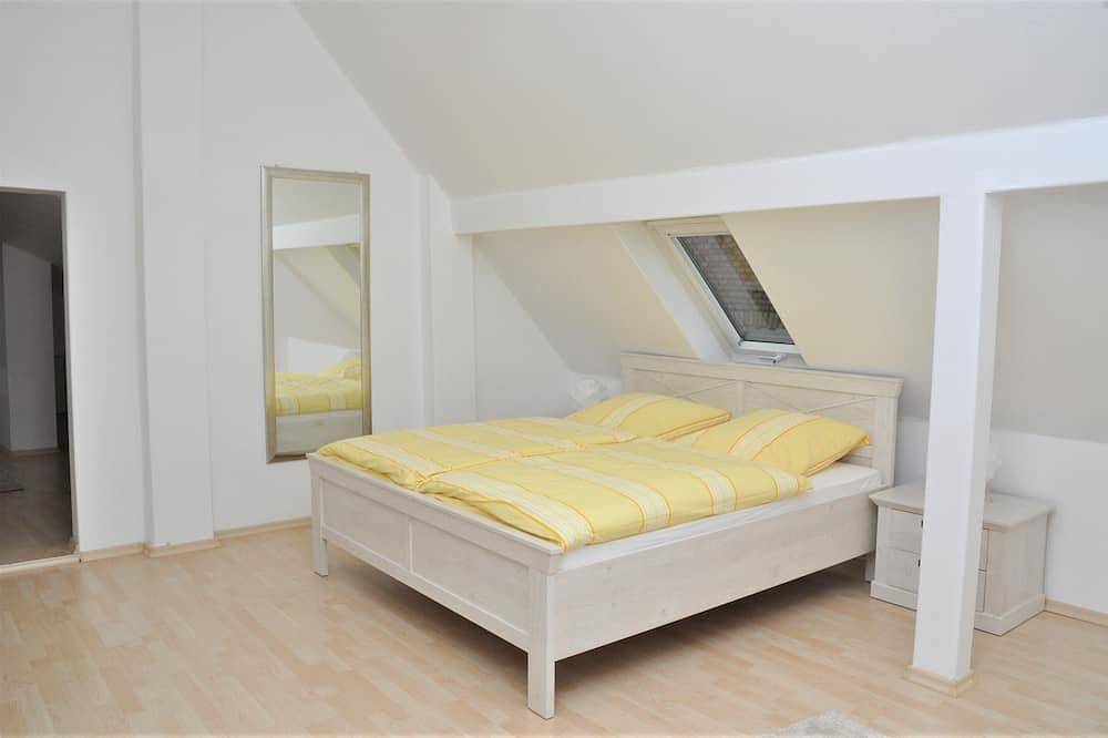 Ganze Wohnung, 200m² Ferienwohnung in Walldorf - Sap nähe in Hockenheimring, Walldorf