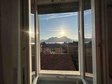 Gîte pour 3 personnes, avec vue ainsi que jardin et vue sur le lac, animaux acceptés dans Verbania