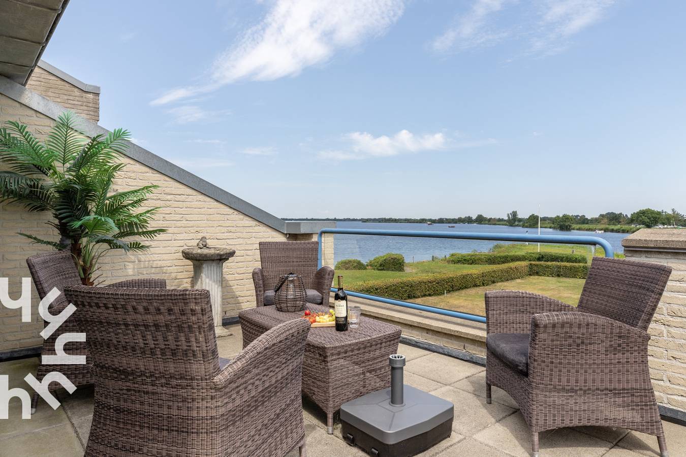 Ganze Wohnung, Geräumige 2-Personen-Wohnung in der Nähe von Giethoorn mit wunderschönem Blick aufs Wasser in Nationalpark Weerribben-Wieden