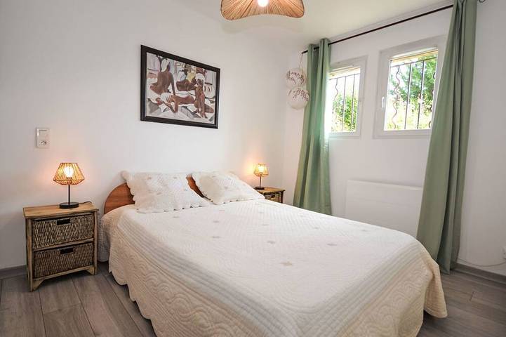 Gîte pour 4 personnes, animaux acceptés à Peypin-d'Aigues - 2