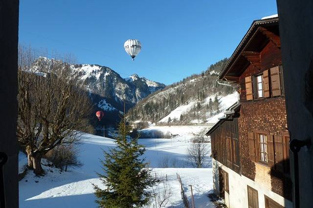 Appartement de vacances entier, Chalet La Portaz - 4 chambres à coucher, 120m², 8 personnes in Rossinière, Alpes Vaudoises