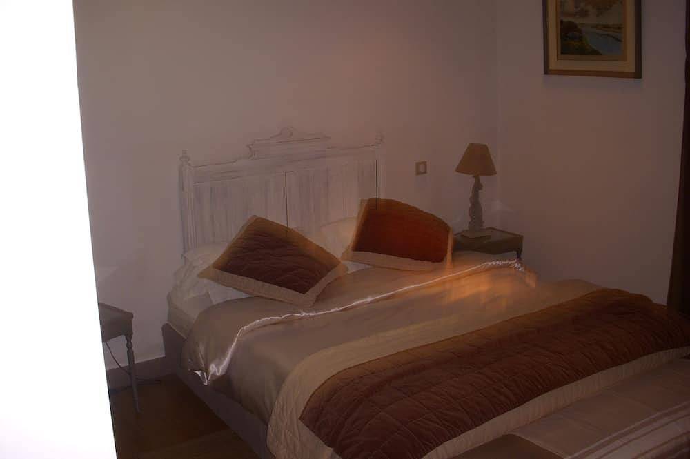 Casa burguesa capacidad 16 personas in Moussac, Region de Nimes