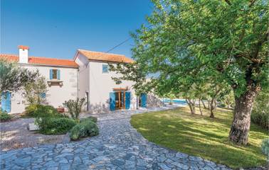 Ferienhaus für 8 Personen in Krk Stadt, Krk, Bild 2