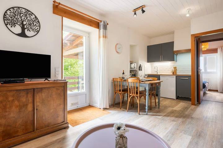 Gîte pour 4 personnes, avec terrasse ainsi que jacuzzi et jardin à Sarlat-la-Canéda - 3
