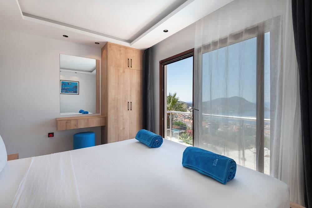 Villa mit eigenem Infinity-Pool und atemberaubendem Meerblick in Kaş, Saklıkent