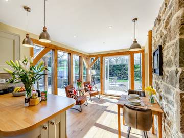 Cottage for 2 People in Powys, Mid-Wales, Photo 2