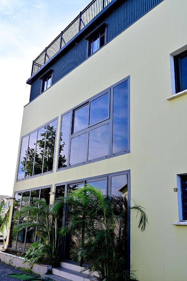 Location de vacances pour 20 personnes, avec piscine et sauna ainsi que jardin et vue dans Cambuston - 3