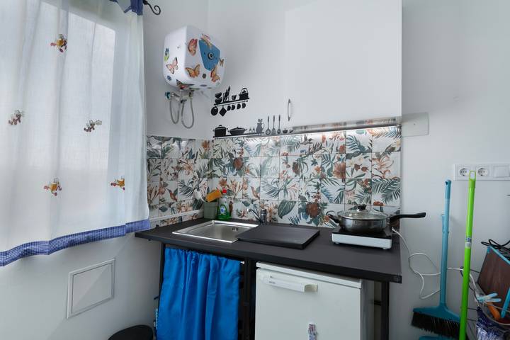 Apartamento entero, Apartamento de vacaciones 'Villa Monica' con vistas al mar, terraza privada y Wi-Fi in Agüimes, Gran Canaria Este
