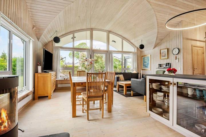 Ferienhaus für 6 Personen, mit Whirlpool und Sauna sowie Terrasse in Dyngby Strand - 2