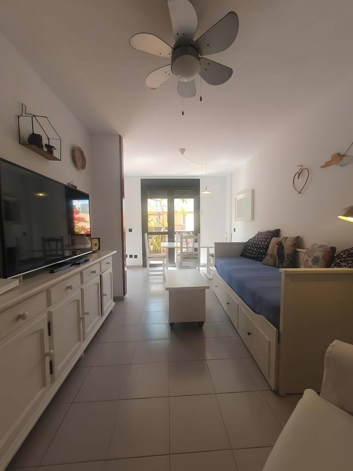 Appartement entier, Appartement de vacances « Alquilaencanarias Duplex Beach » avec balcon et Wi-Fi in Playa El Salado (Granadilla de Abona), Granadilla de Abona