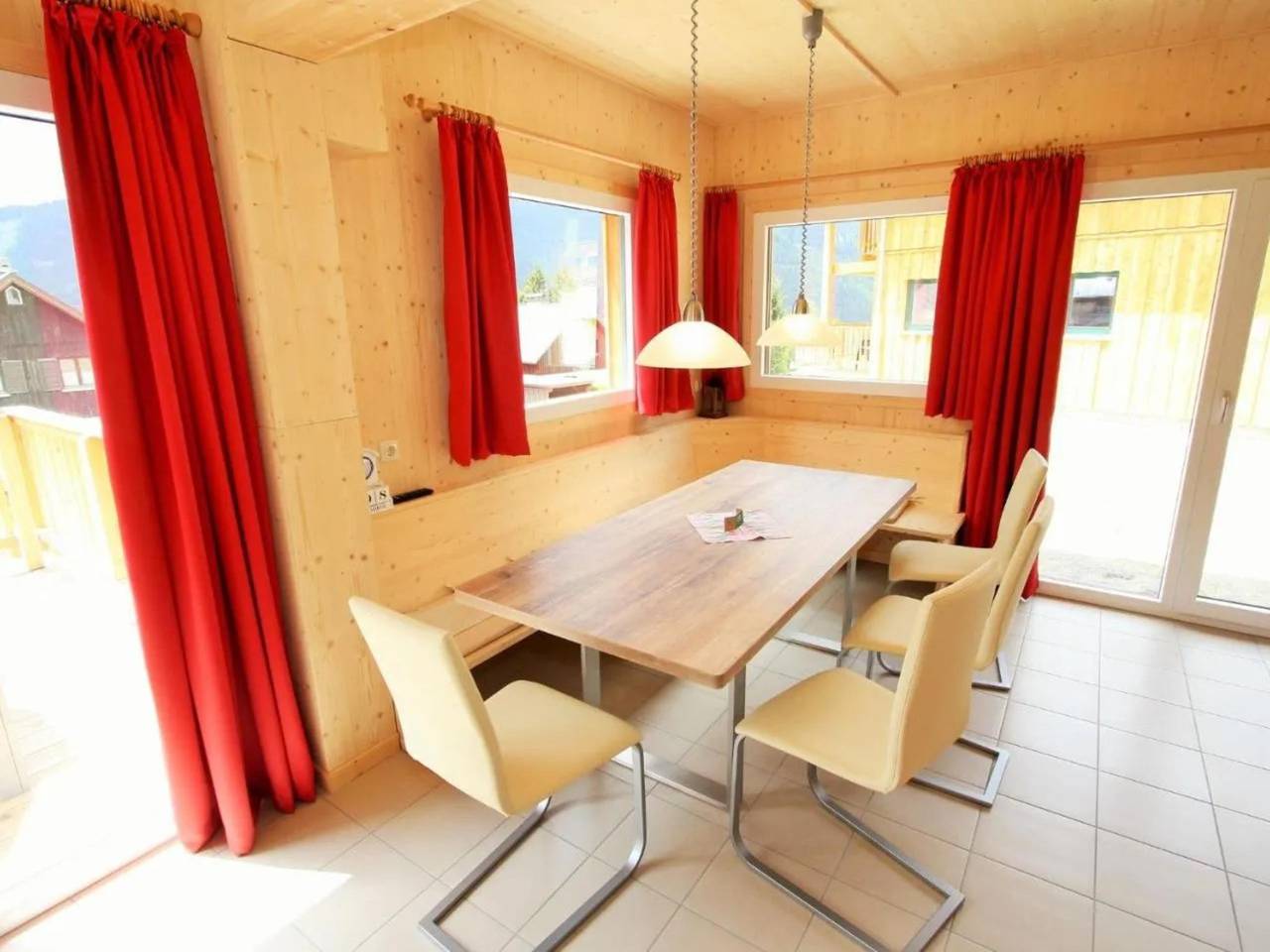 Schönes Chalet mit Sauna und Bergpanoramablick in Rottenmanner und Wölzer Tauern, Hohentauern