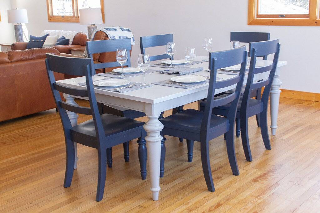 Spacious house across the street from Lake Winnipesaukee in Gilford, Lake Winnipesaukee