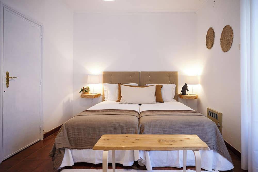 Romans House in Évora, Distrito de Évora