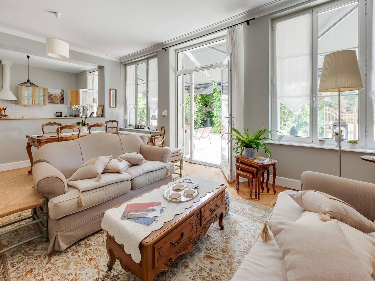 Gîte de charme à Prayssac avec piscine privée in Prayssac, Lot