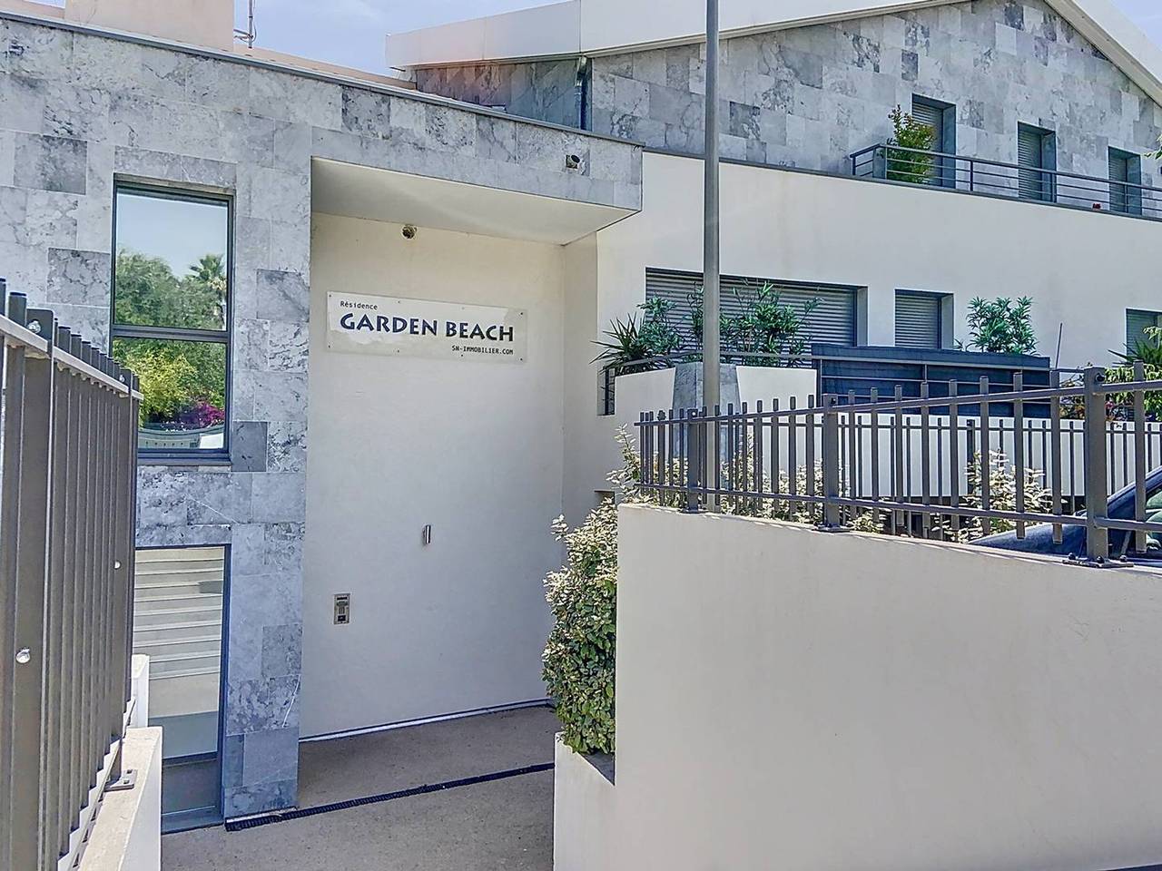 Appartement entier, Appartement à 150m plage des Lecques, climatisé, piscine, terrasse, 2 chambres, parking - 4 étoiles in Les Lecques, Saint-Cyr-sur-Mer