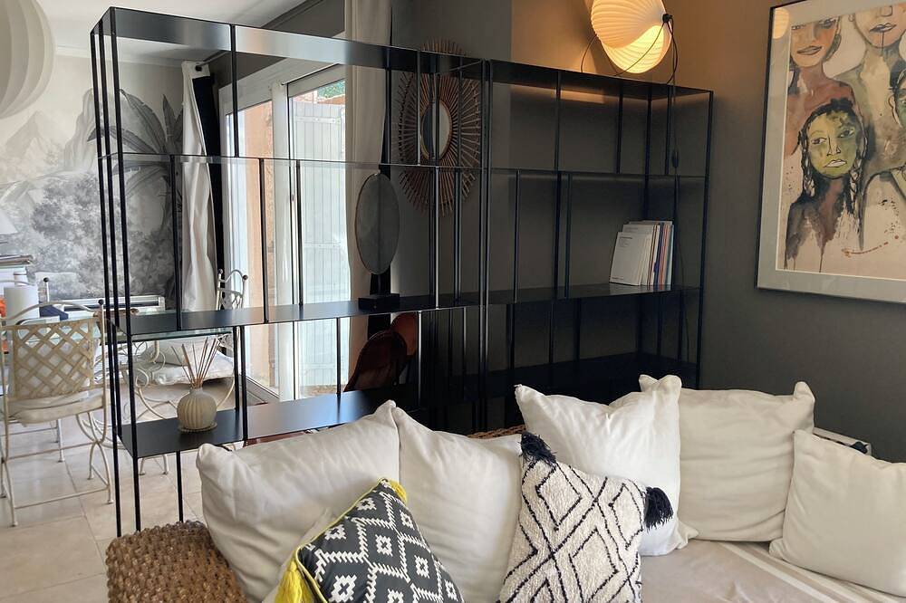 Charming House Under The Trees In A Very Large Garden in Aix-en-Provence, Aix-en-Provence und Umgebung