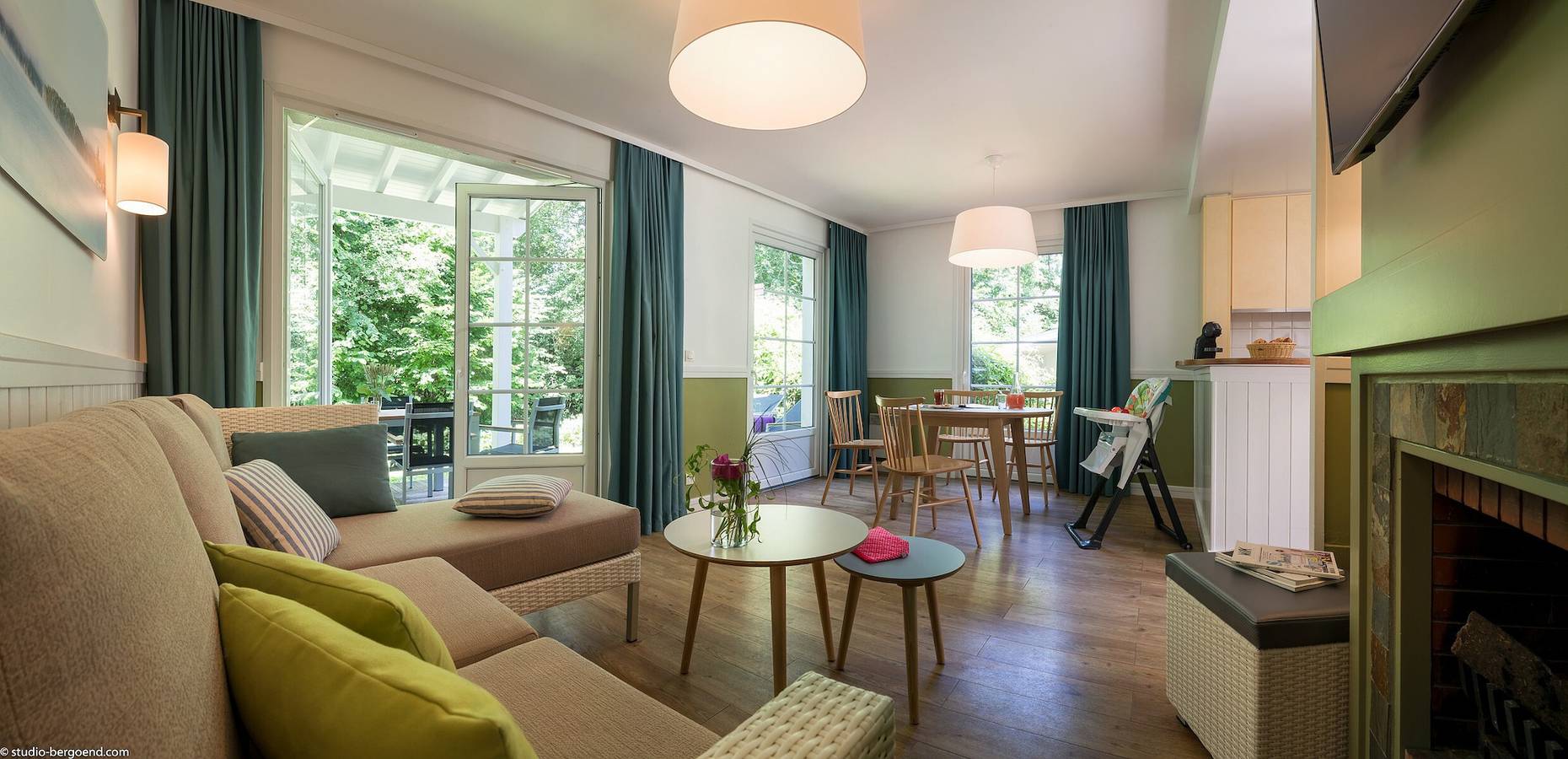 Lakeside cottage  8 persons in Chamouille, Aisne