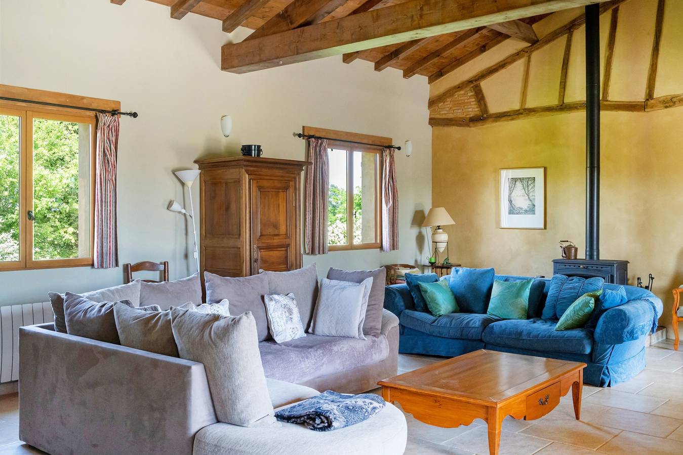Ferienhaus 'Jouanhitte' mit privatem Pool, eigener Terrasse und Wlan in Bourrouillan, Gers