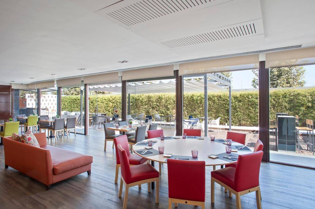 Hotel Barcelona Aeropuerto, affiliated by Meliá in El Prat de Llobregat, Bajo Llobregat