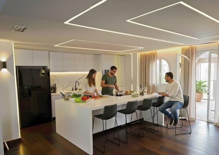 Villa für 15 Personen, mit Balkon und Whirlpool, kinderfreundlich in Spanien