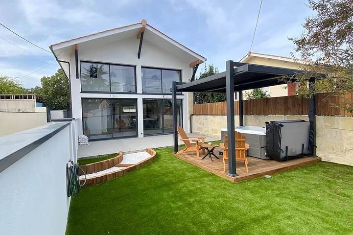 Villa pour 4 personnes, avec Jardin