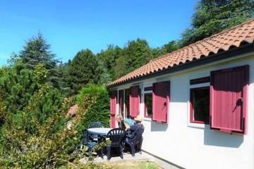Chalet pour 6 Personnes dans Champagnac-le-Vieux, Parc Naturel Régional Livradois-Forez, Photo 4