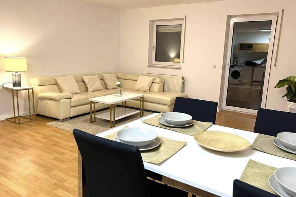 Ganze Wohnung, Modern holiday apartment in Leimen with balcony, Wehome comfort in Leimen, Rheinebene