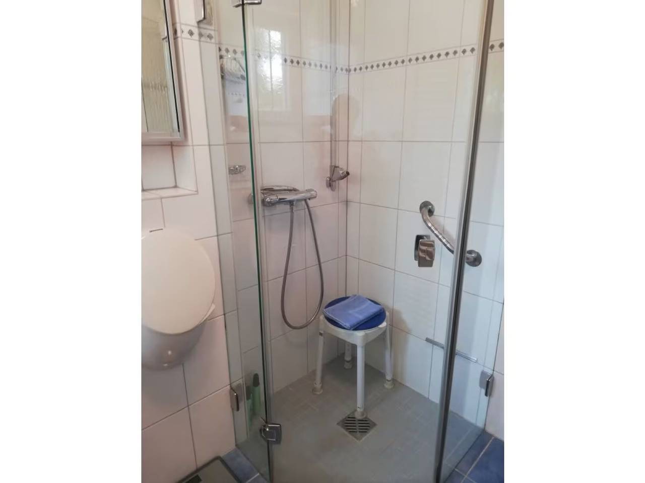 Holiday Home 'Hebborn' with Private Terrace, Shared Garden and Wi-Fi in Bergisch Gladbach, Rheinisch-Bergischer Kreis