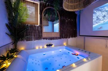 Gîte pour 2 personnes, avec jacuzzi à Hennebont