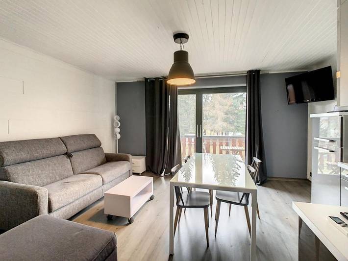 Gîte pour 4 personnes, avec balcon dans Office De Tourisme La Toussuire - 2