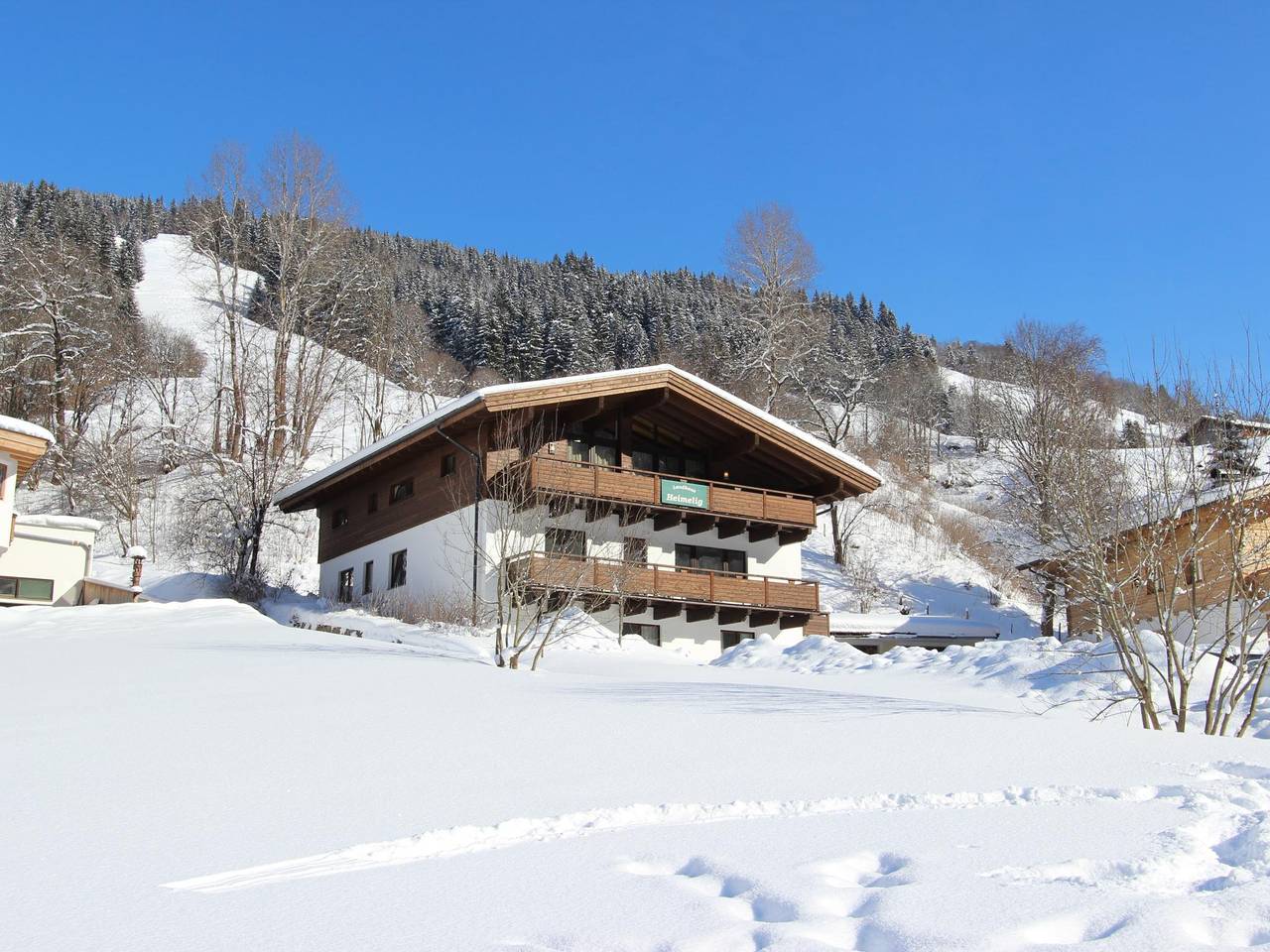 Geheel appartement, Modern vakantiehuis met sauna in Saalbach, Saalbach-Hinterglemm