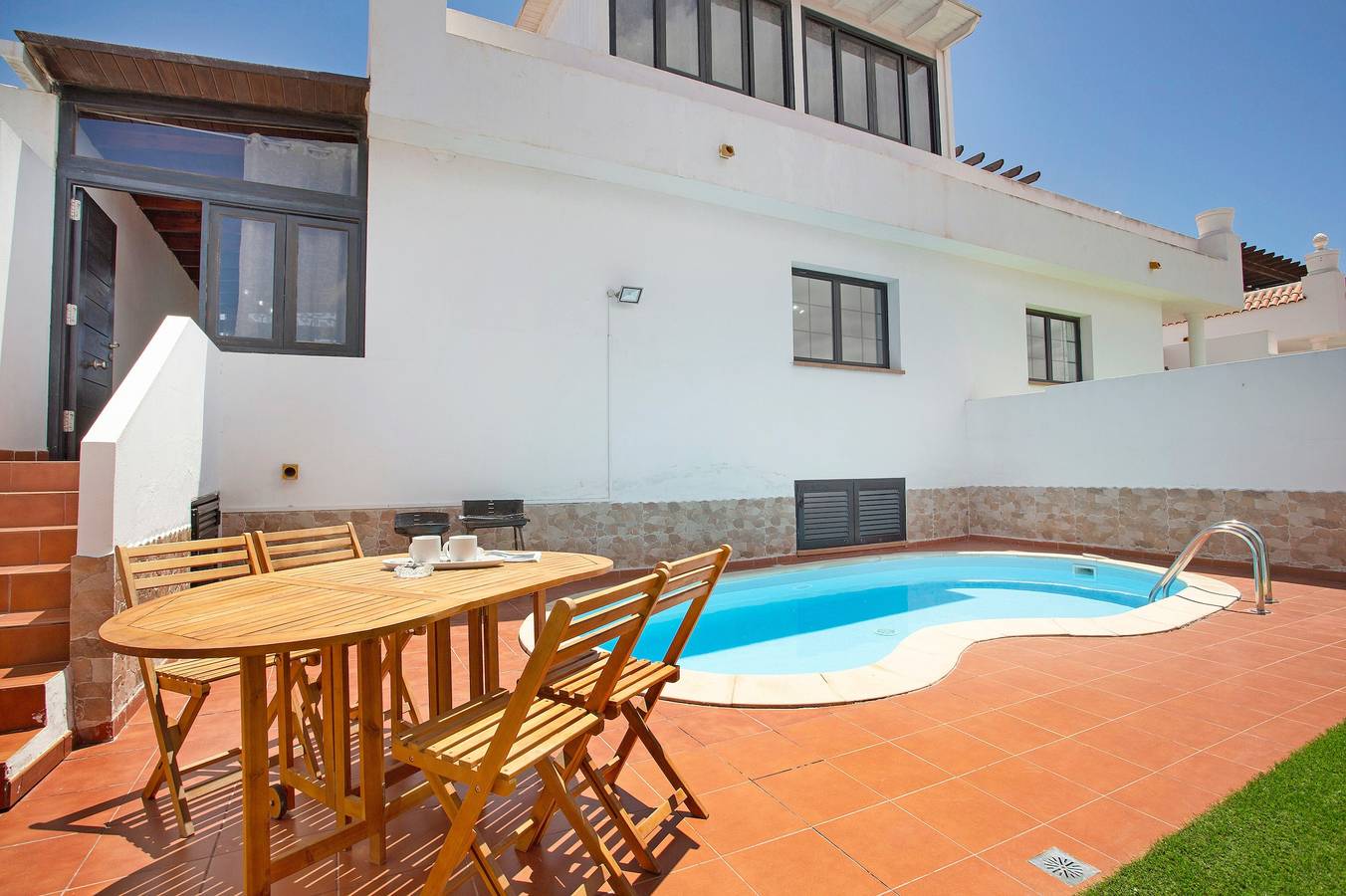 Casa de vacaciones 'Lin House' con piscina privada, terraza privada y Wi-Fi in Corralejo, La Oliva