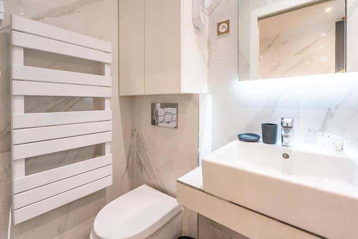 Gîte pour 2 personnes dans Le Palais De La Glace - 2