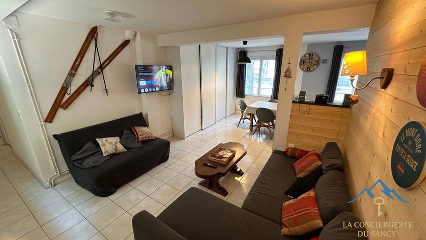 Gîte pour 8 personnes, avec jardin dans Gare Du Mont Dore