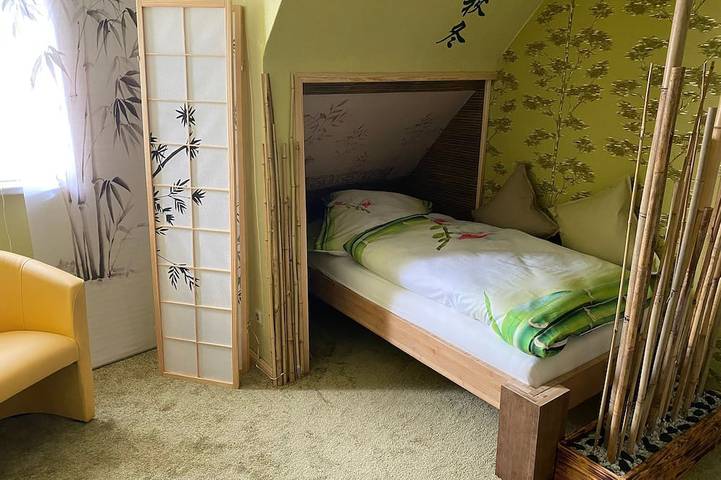 Ferienhaus für 8 Personen, mit Garten und Balkon in Wartburg - 2