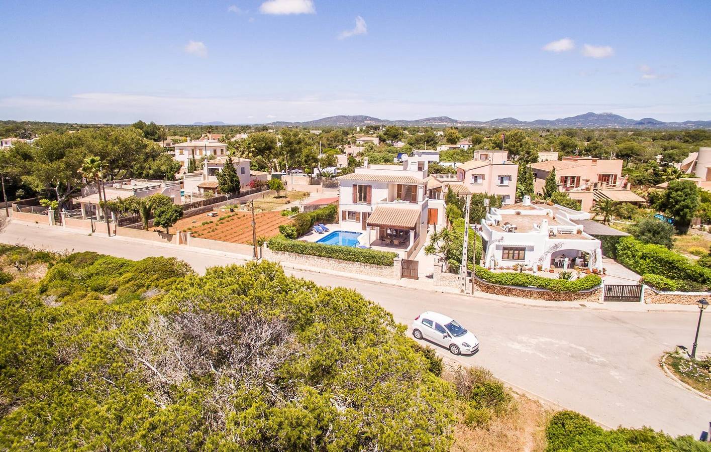Apartment mit Meerblick, Terrasse, Pool und Grill in Santanyí, Mallorcas Küste