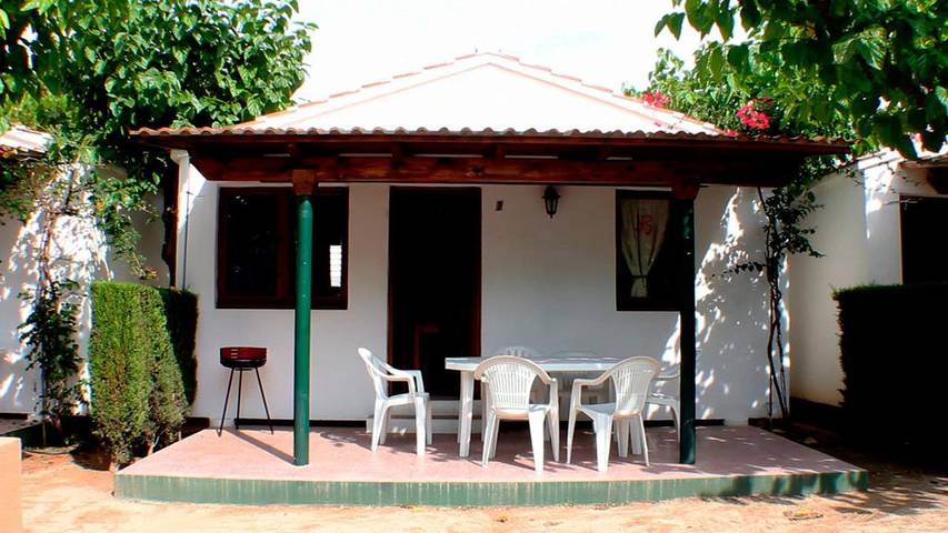 Bungalow für 4 Personen, mit Garten und Pool in Katalonien - 3