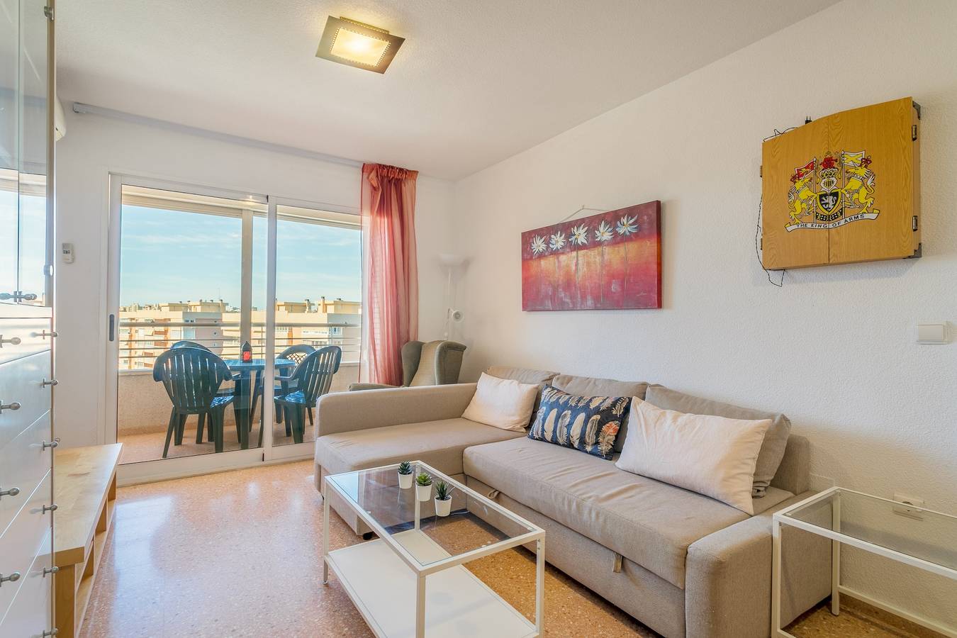 Ganze Wohnung, Ferienwohnung 'Urbanización Bulevar Playa' mit Gemeinschaftspool, Wlan und Klimaanlage in El Barrio, San Juan Playa