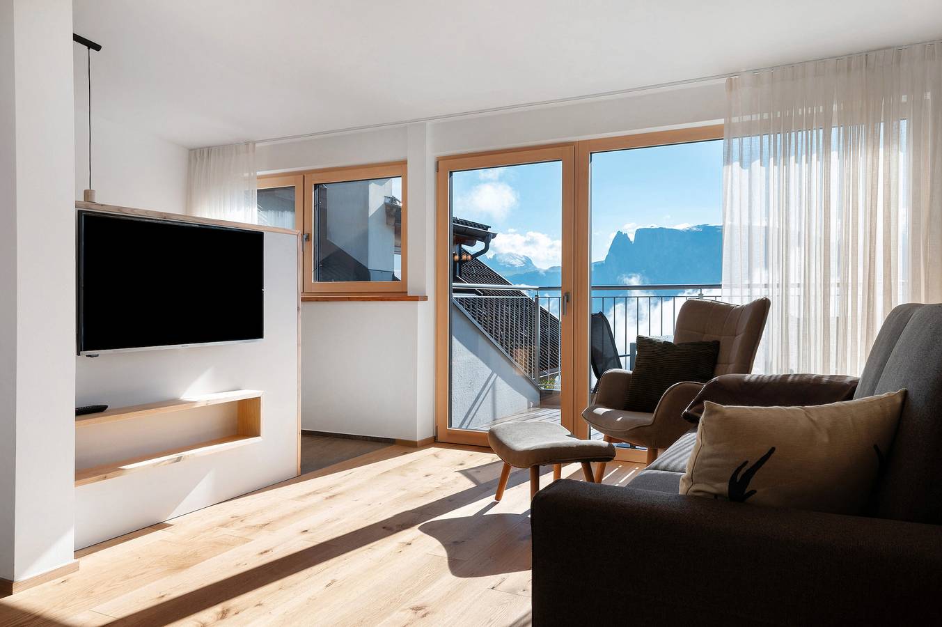 Entire apartment, Apartment 'Stodlzauber' with Mountain View, Shared Garden and Wi-Fi in Ritten, Sarntal Alps