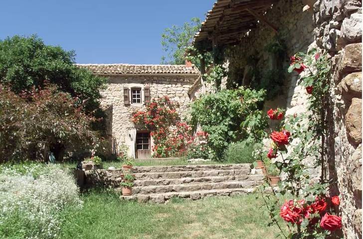 Vakantiehuis 'Petite Maison Dalberto' – Cheques-vacances geaccepteerd! in Val-Maravel, Die en omgeving