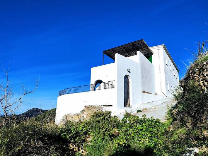 Appartement entier, A Casa Praoli - Coin de paradis, vue mer in Aregno, Région de Calvi