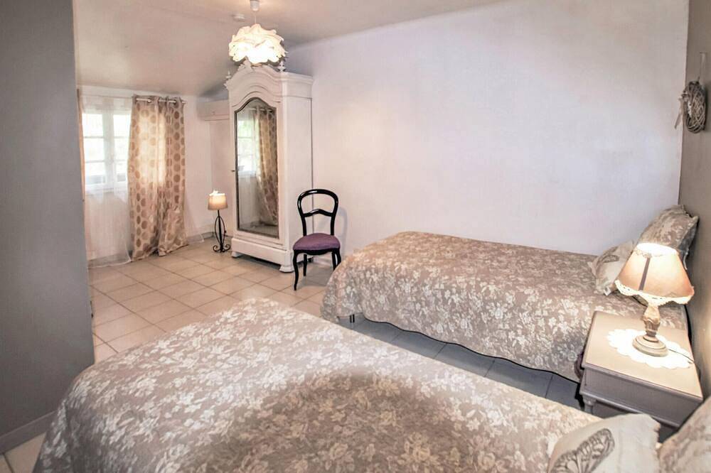 Prachtig huis in Lançon de Provence in Lançon-Provence, Aix-en-Provence en omgeving