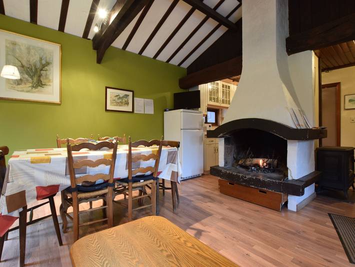Waldhütte mit Teichen in Bouillon, Neufchâteau und Umgebung