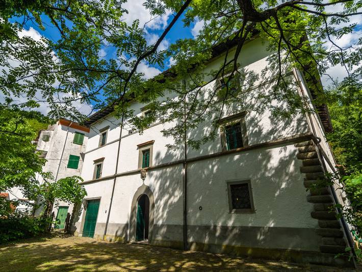 Holiday home for 16 people, with pool, with pets in Tuscany