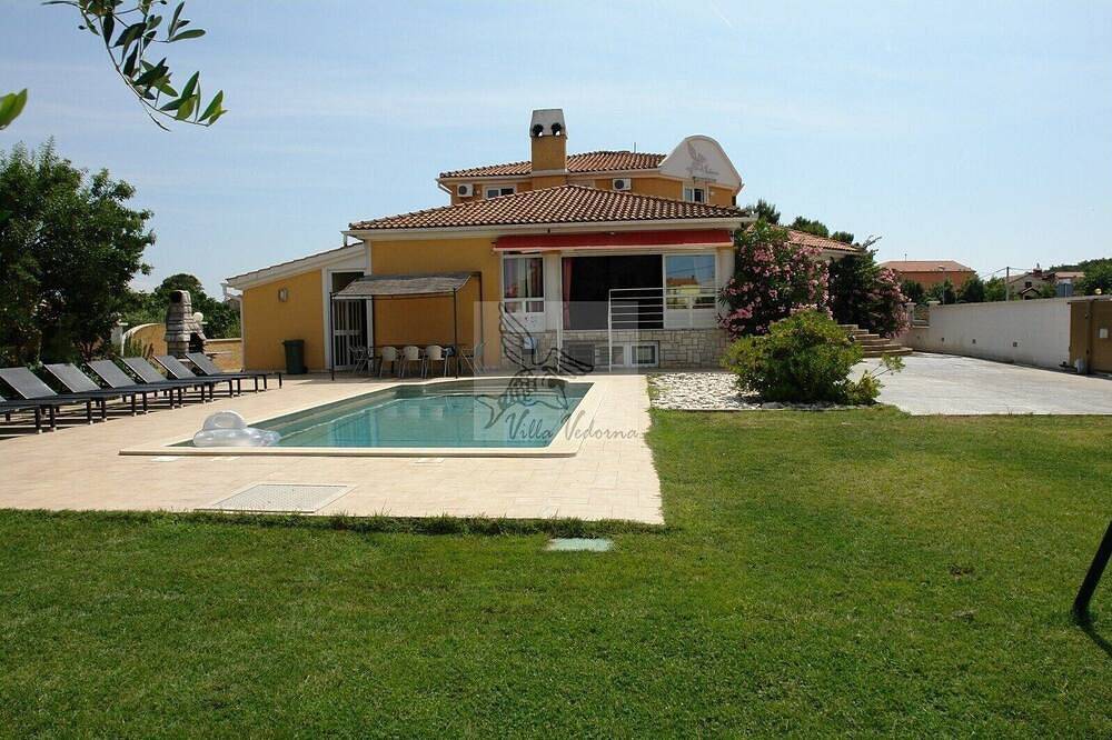 Villa Vedorna, big wellness house near beaches, pool, souna, jacuzi, bbq, Istria in Pomer, Südküste Istrien