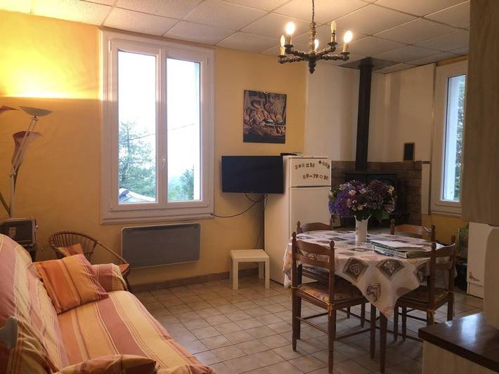 Gîte pour 5 personnes, avec jardin à Le Soulié - 4