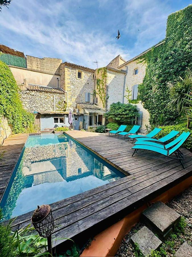 Chambre d’hôte pour 10 personnes, avec piscine et jardin