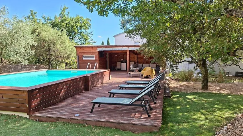 Casa de vacaciones para 10 personas, con piscina y jardín, Se admiten mascotas - 1